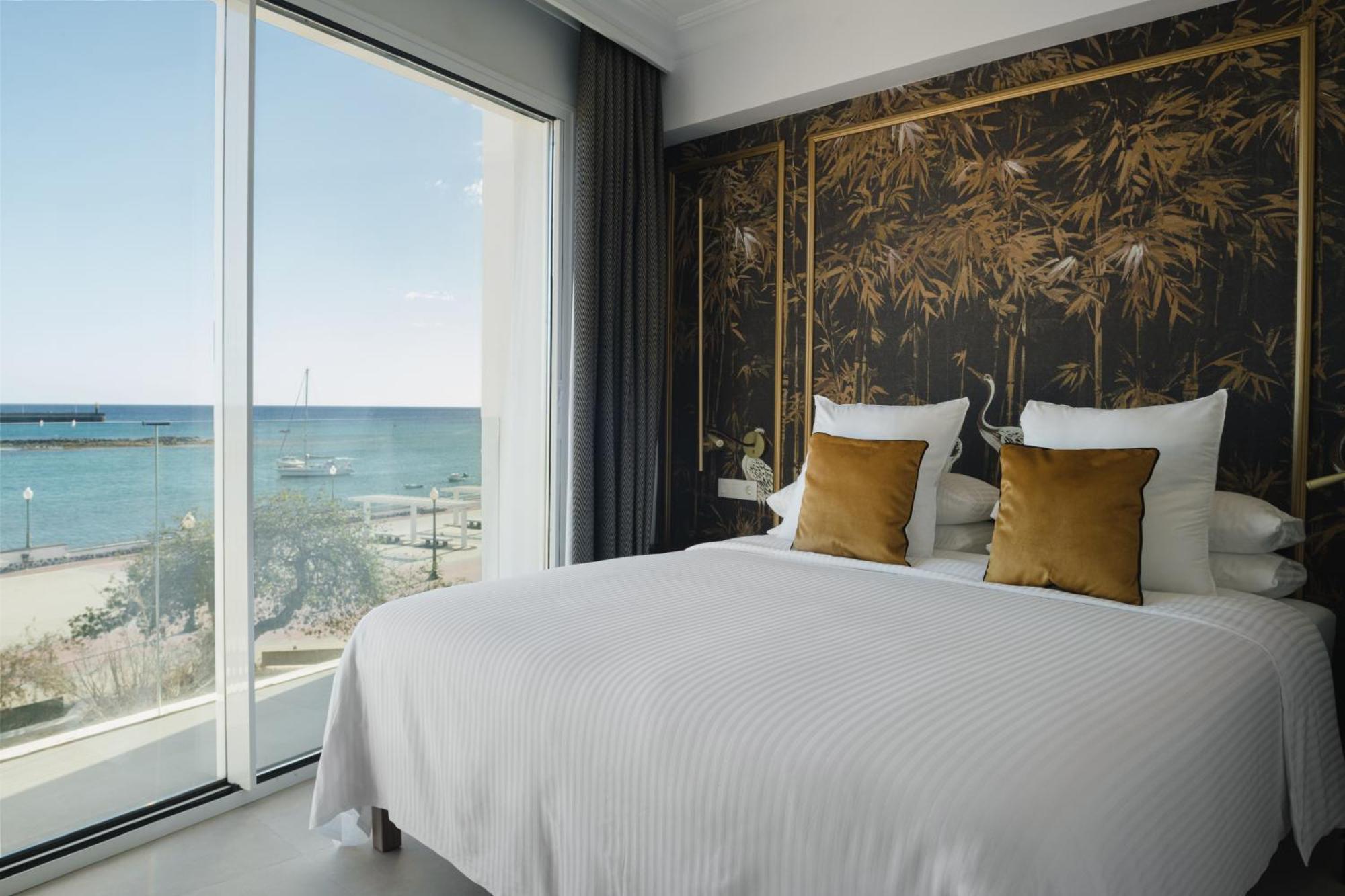 Blue Marina Suites - Boutique Apartments Arrecife  Buitenkant foto