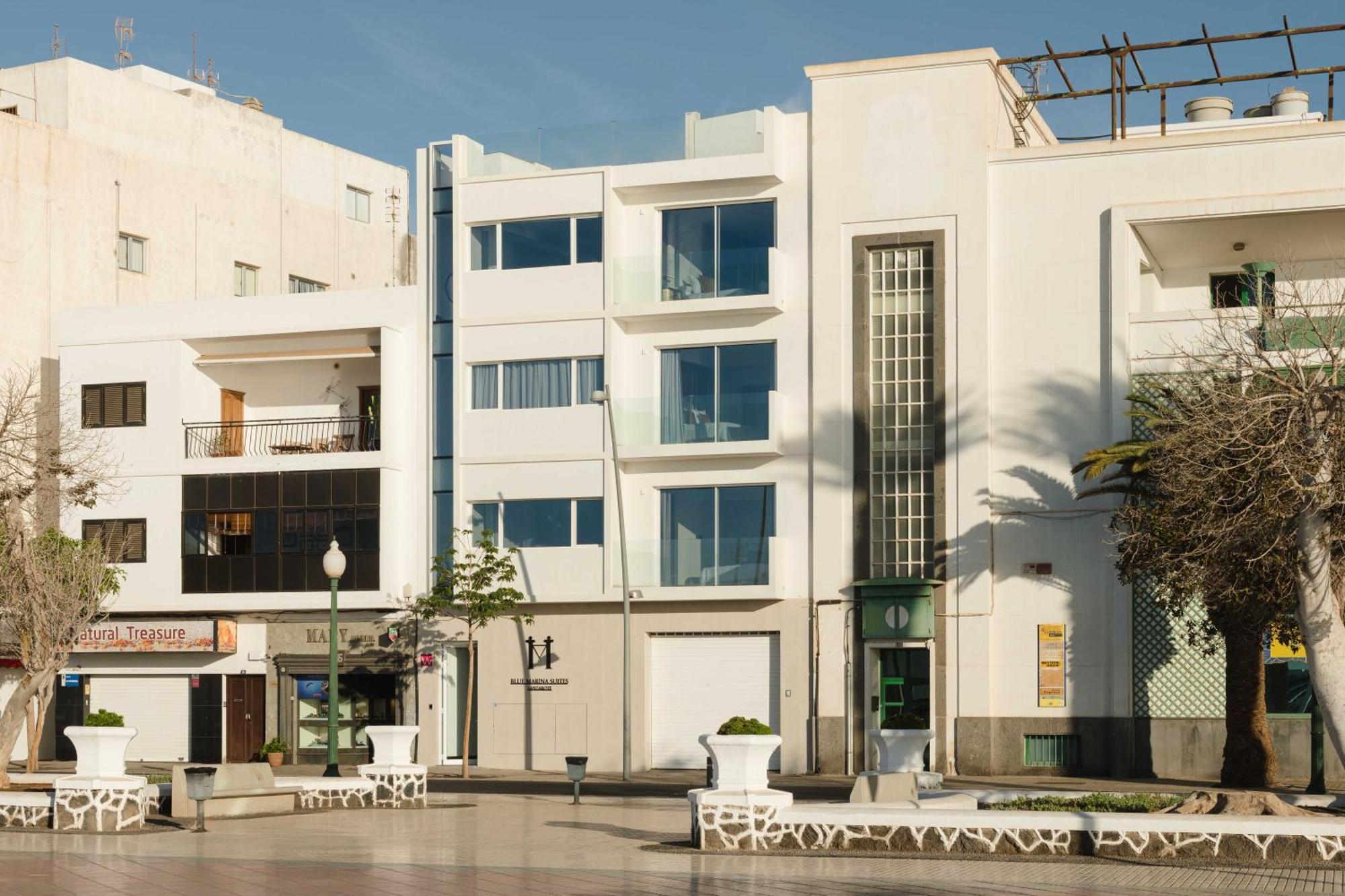 Blue Marina Suites - Boutique Apartments Arrecife  Buitenkant foto