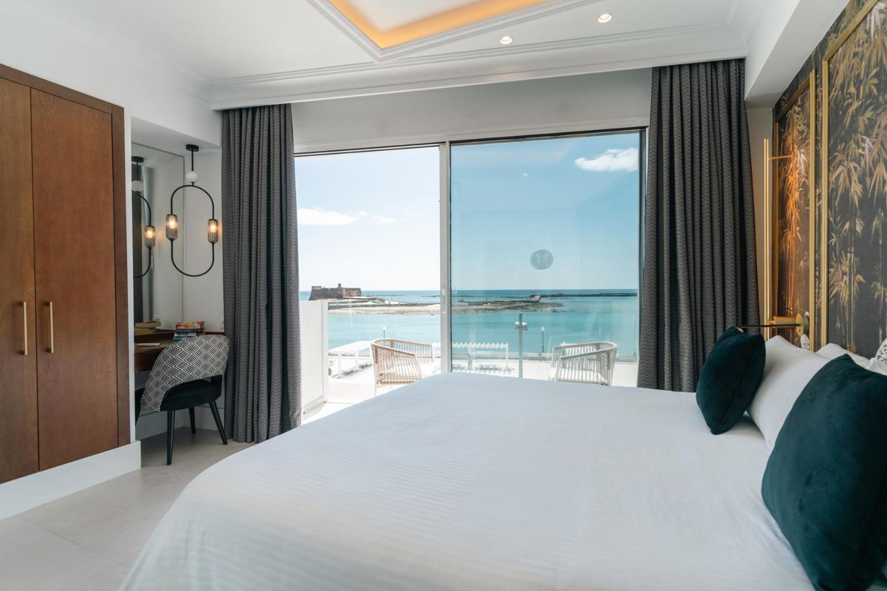 Blue Marina Suites - Boutique Apartments Arrecife  Buitenkant foto