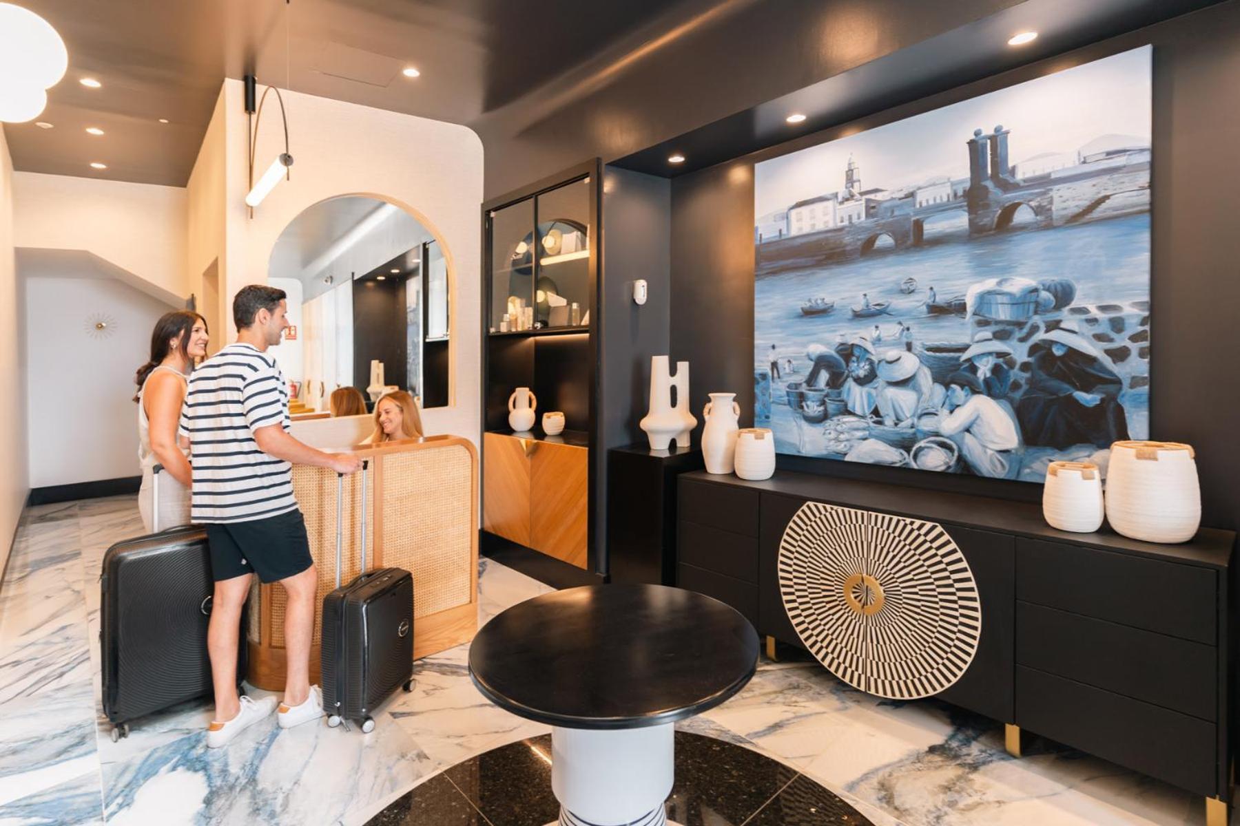 Blue Marina Suites - Boutique Apartments Arrecife  Buitenkant foto
